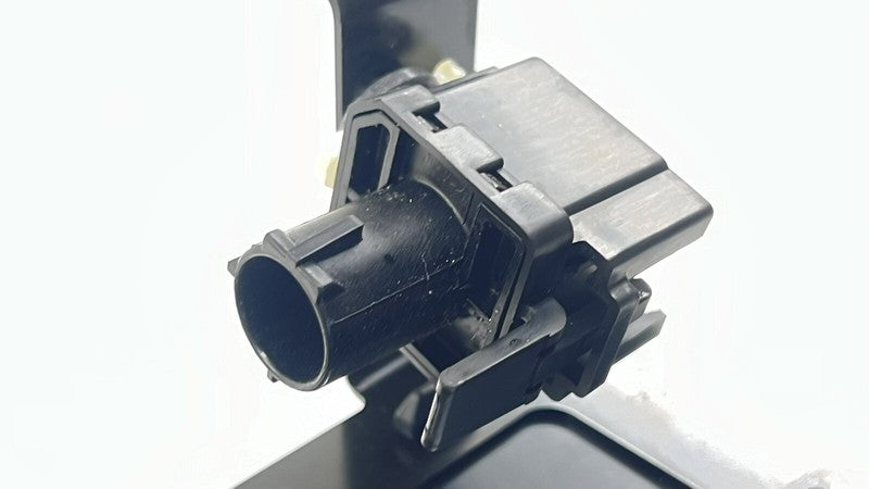 4G43-14A073-AJ / 4G43 14A073 AJ / 4G4314A073AJ 07-17 ASTON MARTIN VANTAGE REAR FUSE RELAY JUNCTION BOX 4G43-14A073-AJ OE