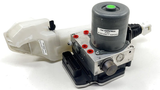 85106183 / 8510 6183 22-24 CADILLAC CT4 V BLACKWING ABS PUMP ANTI BRAKE LOCK PUMP MODULE 85106183 OEM