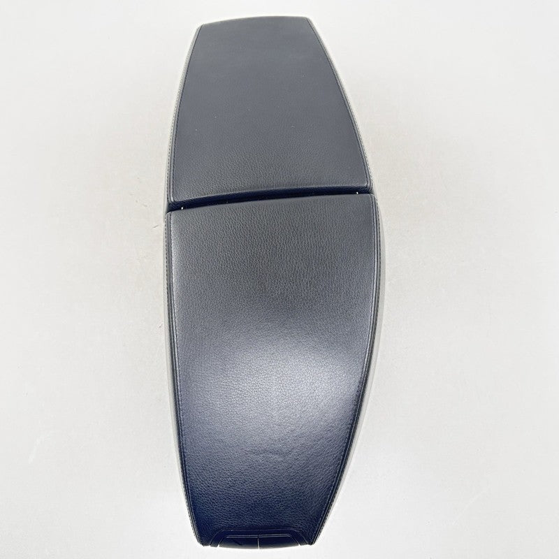 7 072 737 / 7072737 06-10 BMW M6 E63 E64 Center Console Armrest Arm Rest Cover 7072737 OEM