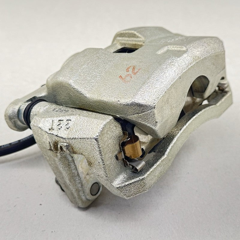 23-25 TOYOTA PRIUS PASSENGER RIGHT FRONT CALIPER BRAKE WITH BRAKE LINE OEM
