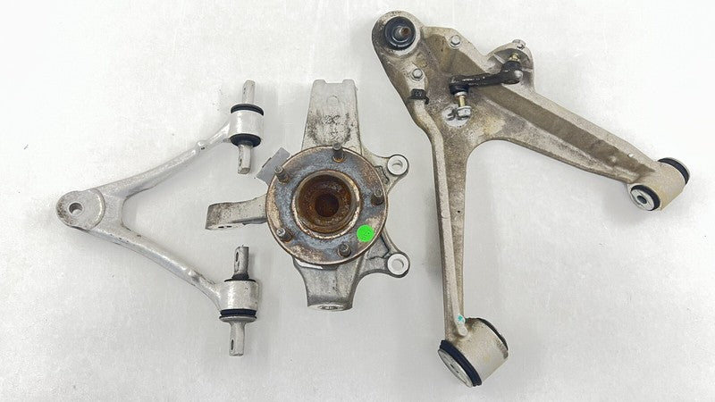 10326693 01-04 CORVETTE C5 Z06 LEFT FRONT SPINDLE KNUCKLE HUB WITH CONTROL ARM SET OEM