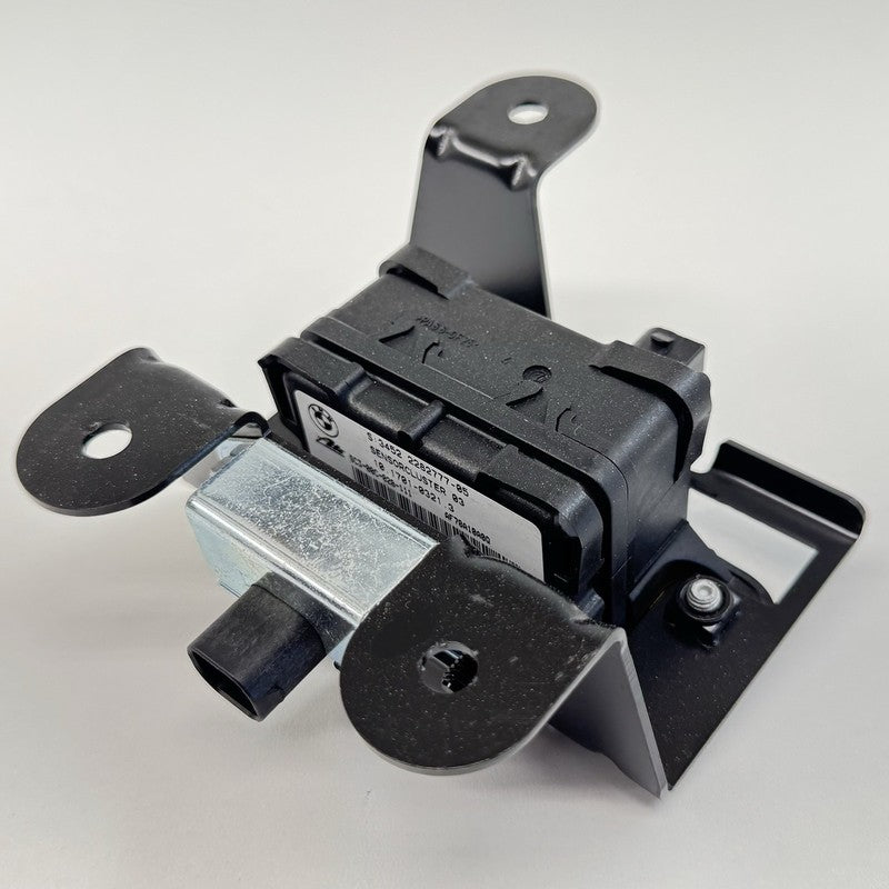 2 282 777 / 2282777 06-10 BMW M6 E63 E64 Yaw Rate Speed Acceleration Sensor W/ Bracket 2282777 OEM