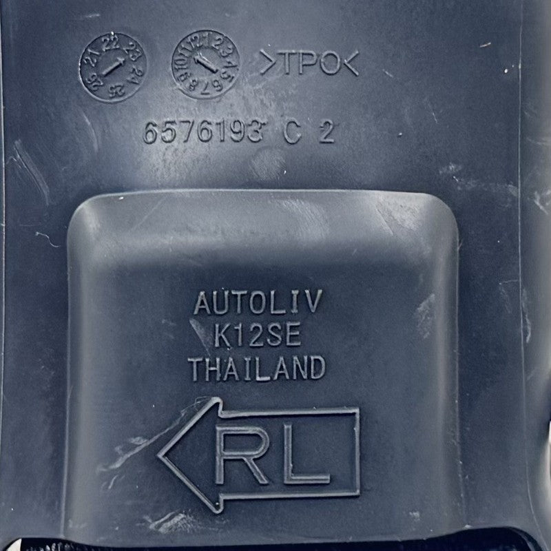 6576192 23-25 TOYOTA PRIUS LEFT AND RIGHT REAR SEAT BELT SEATBELT BUCKLE PAIR OEM