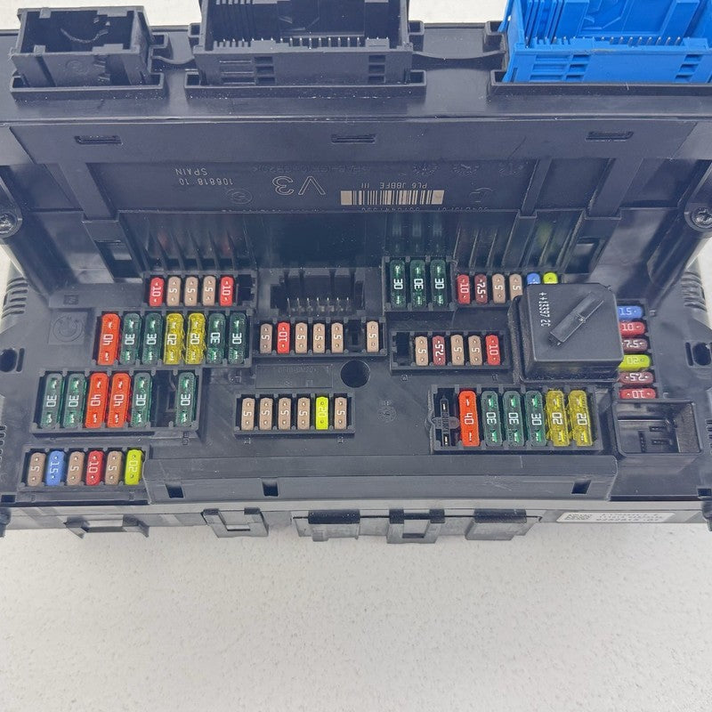 BMW F06 F10 F12 F13 Front Power Distribution Fuse Box Relay Junction Box OEM