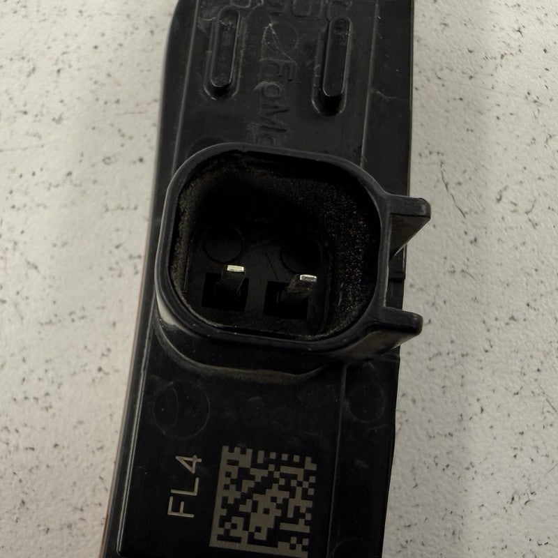 24-26 Ford Mustang Passenger Right Front Side Marker Reflector Light L