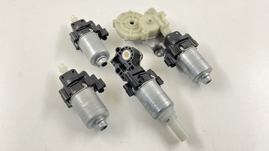 439440-10160 / 439440 10160 / 43944010160 07-12 LEXUS LS460 PASSENGER RIGHT FRONT SEAT ADJUSTMENT ADJUST MOTOR SET OEM