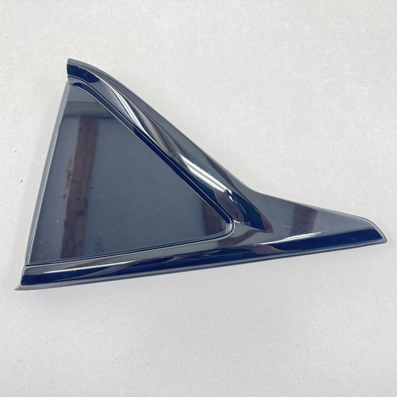 84744745 22-25 CADILLAC CT5 V BLACKWING RIGHT REAR QUARTER PANEL WINDOW TRIM OEM