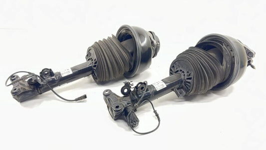 A 212 540 25 05 2505 / A2125402505 / 2125402505 12-18 MERCEDES BENZ CLS550 W218 FRONT AIRMATIC AIR SHOCK STRUT ABSORBER 