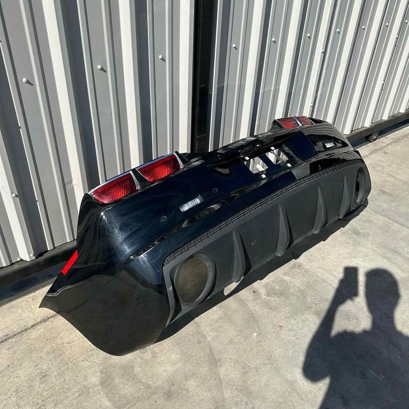 10-13 CHEVROLET CAMARO SS COMPLETE REAR BUMPER WITH PARKING SENSORS & LIGHTS OEM