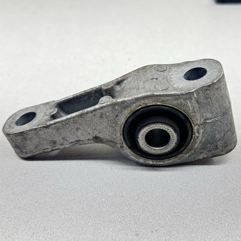 5Q0-199-855-P / 5Q0 199 855 P / 5Q0199855P 22-25 VOLKSWAGEN GOLF R MK8 MANUAL HINGE MOTOR ENGINE MOUNT SUPPORT BRACKET O