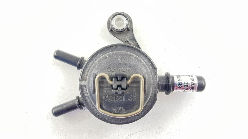 7P5.121.671 / 7P5 121 671 / 7P5121671 10-16 PORSCHE PANAMERA MOTOR ENGINE COOLANT BLEEDER VALVE 7P5121671 OEM