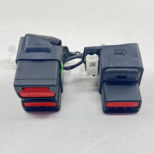 6576192 23-25 TOYOTA PRIUS LEFT AND RIGHT REAR SEAT BELT SEATBELT BUCKLE PAIR OEM