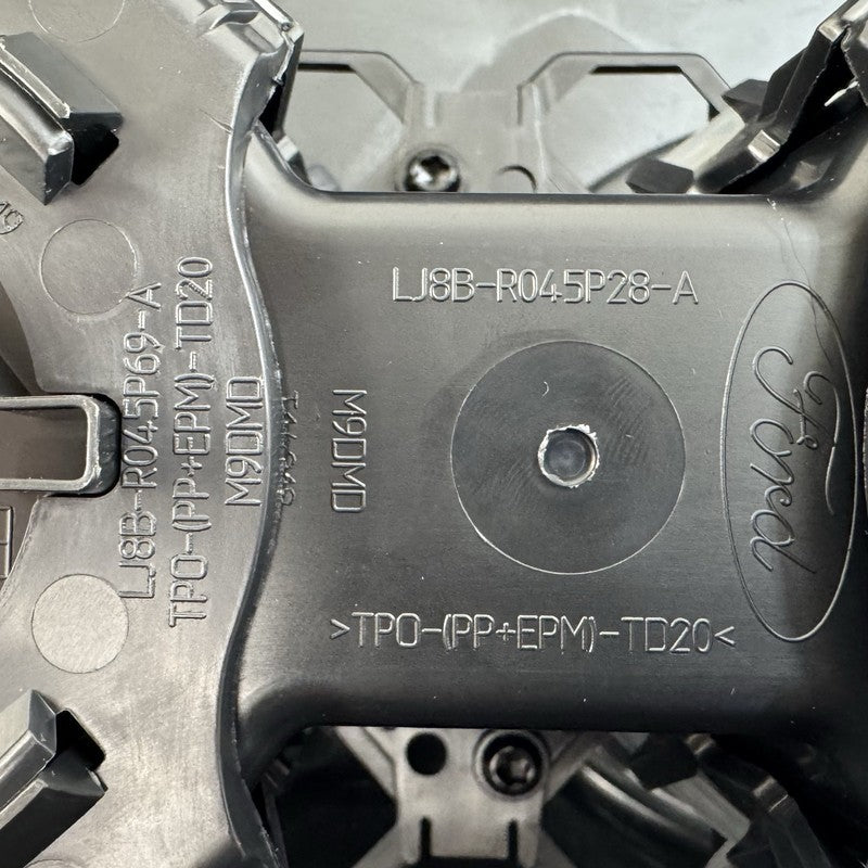 PR3B C045B44 DD37MC / PR3BC045B44DD37MC 24-26 Ford Mustang Performance Pack Center Console Panel Cover W/ Knee Pads OEM