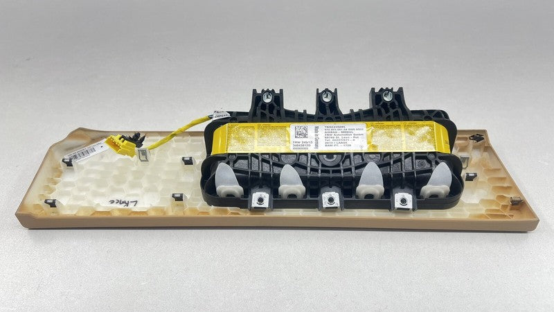 970.803.061.04 / 970 803 061 04 / 97080306104 10-16 PORSCHE PANAMERA LEFT FRONT LOWER KNEE AIRBAG AIR BAG SRS LUXOR BEIG