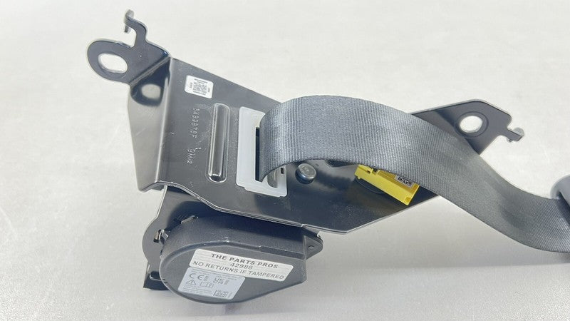 660845701A 22-25 SUBARU WRX PASSENGER RIGHT REAR SEATBELT SEAT BELT RETRACTOR BLACK OEM