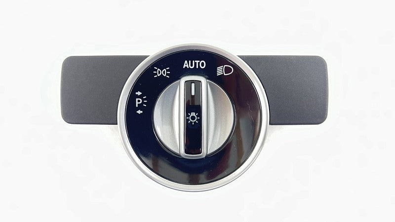 A 212 905 11 51 1151 / A2129051151 / 2129051151 12-18 MERCEDES BENZ CLS550 W218 HEADLIGHT HEAD LIGHT LAMP CONTROL SWITCH