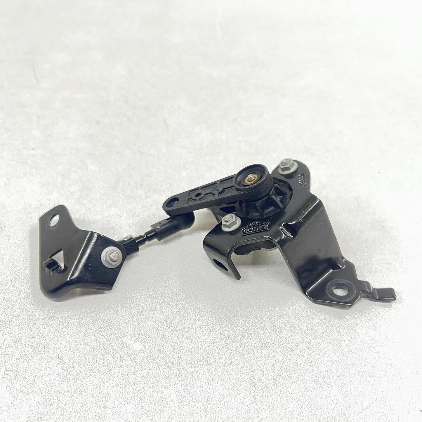 PR3C-5A967-AA / PR3C 5A967 AA / PR3C5A967AA 24-25 FORD MUSTANG GT PASSENGER RIGHT REAR HEADLIGHT HEIGHT LEVEL SENSOR OEM