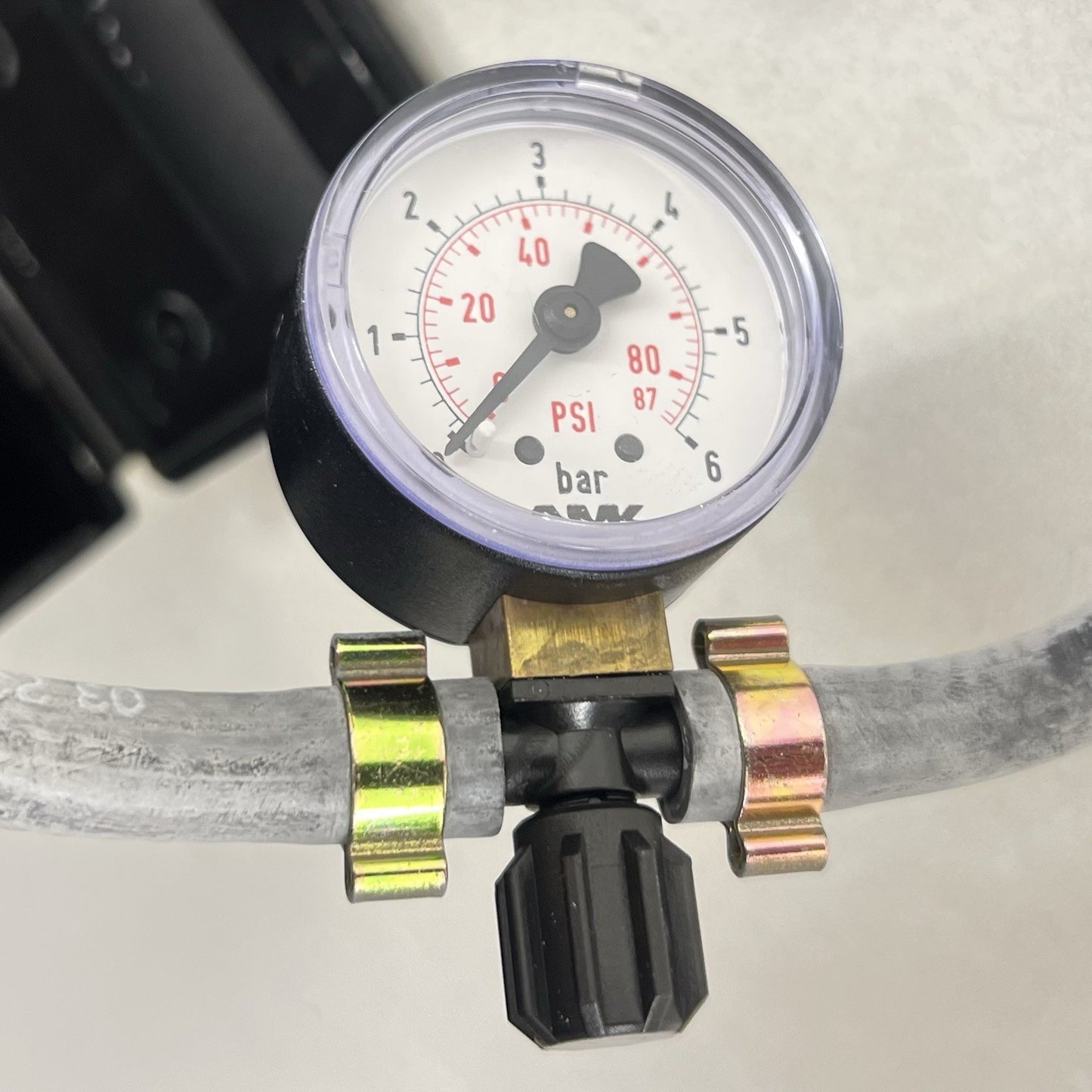 9594073 01-04 CORVETTE C5 Z06 EMERGENCY AIR COMPRESSOR TIRE INFLATION PUMP KIT OEM