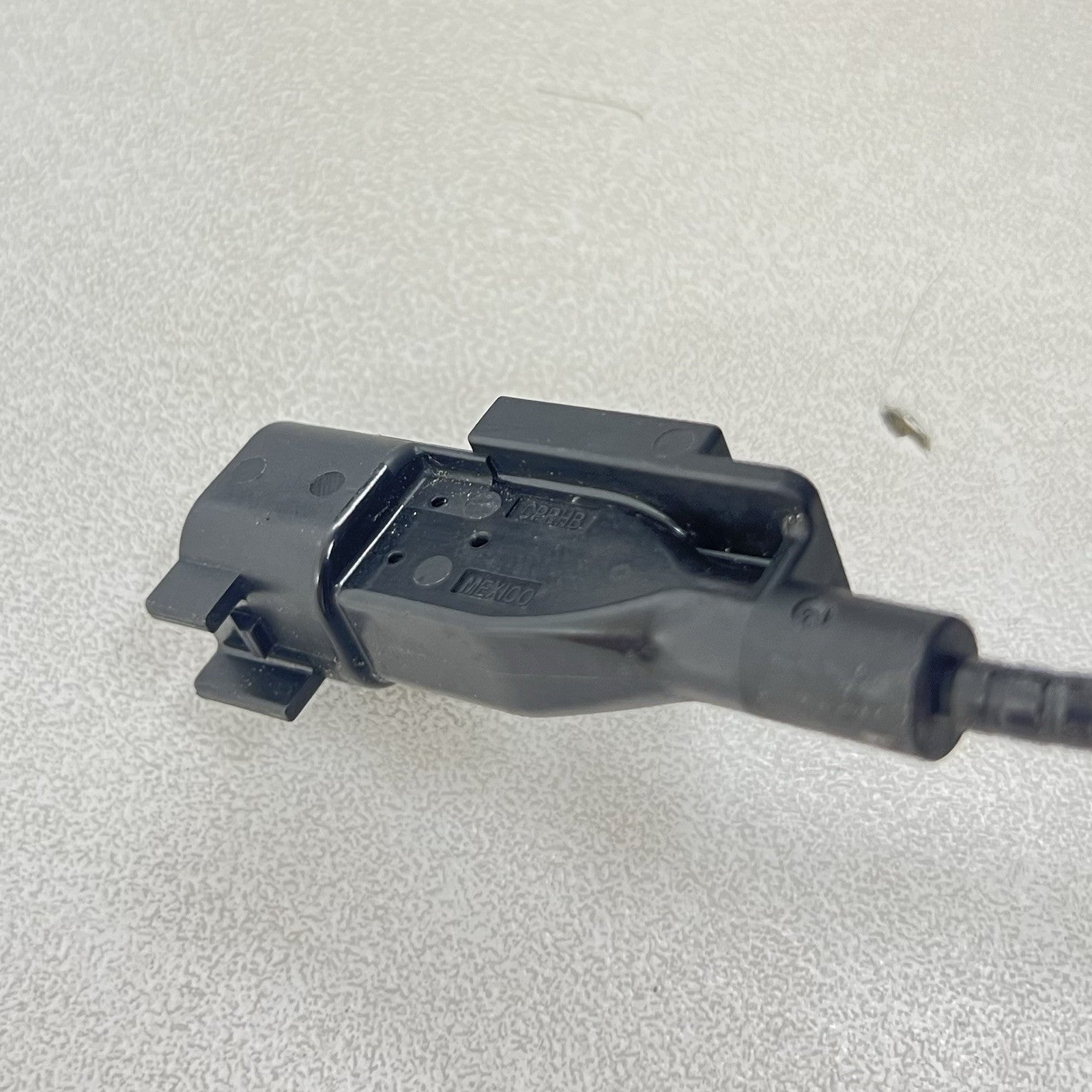 R3C-3K171-A / R3C 3K171 A / R3C3K171A 24-25 FORD MUSTANG PERFORMANCE PACK LEFT FRONT SPINDLE KNUCKLE HUB BEARING OEM