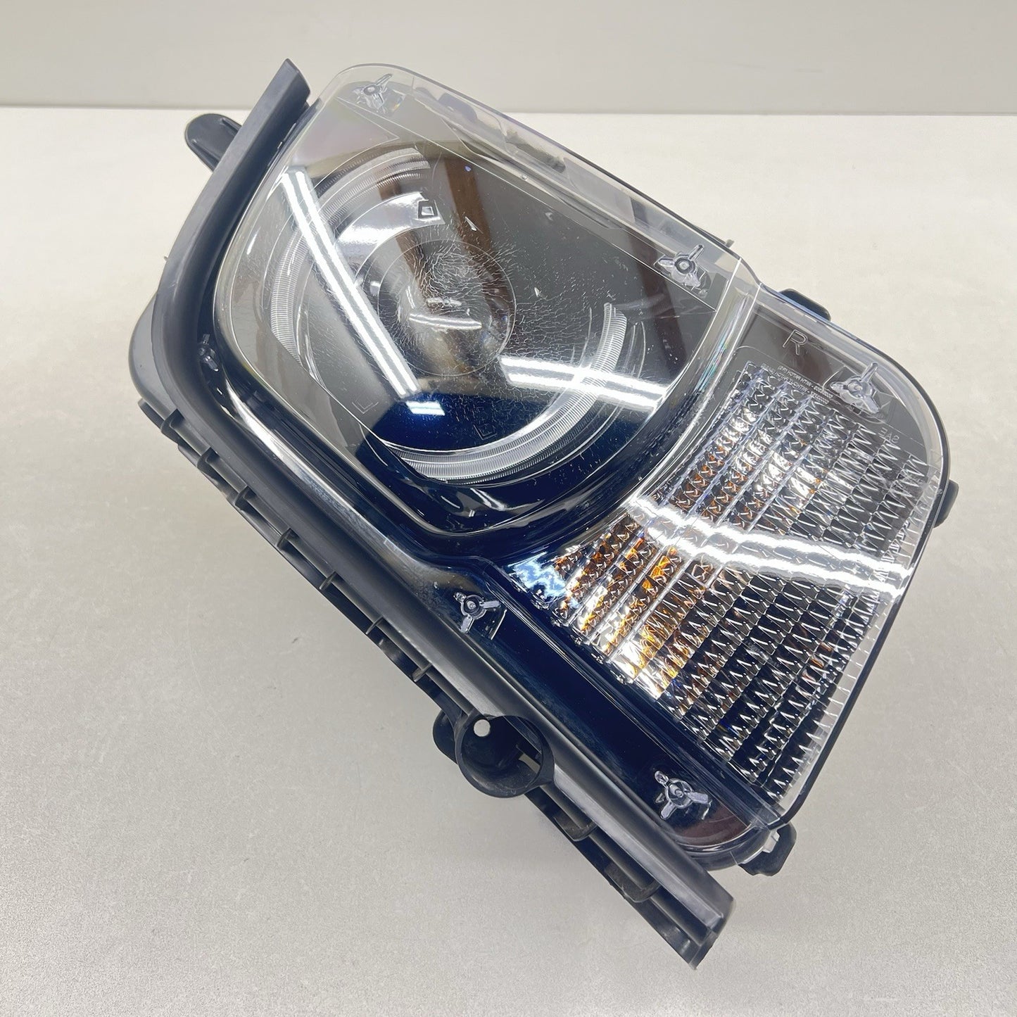 22959920 12-15 CHEVROLET CAMARO ZL1 RIGHT FRONT HEADLIGHT HEAD LIGHT LAMP HID OEM NOTE*