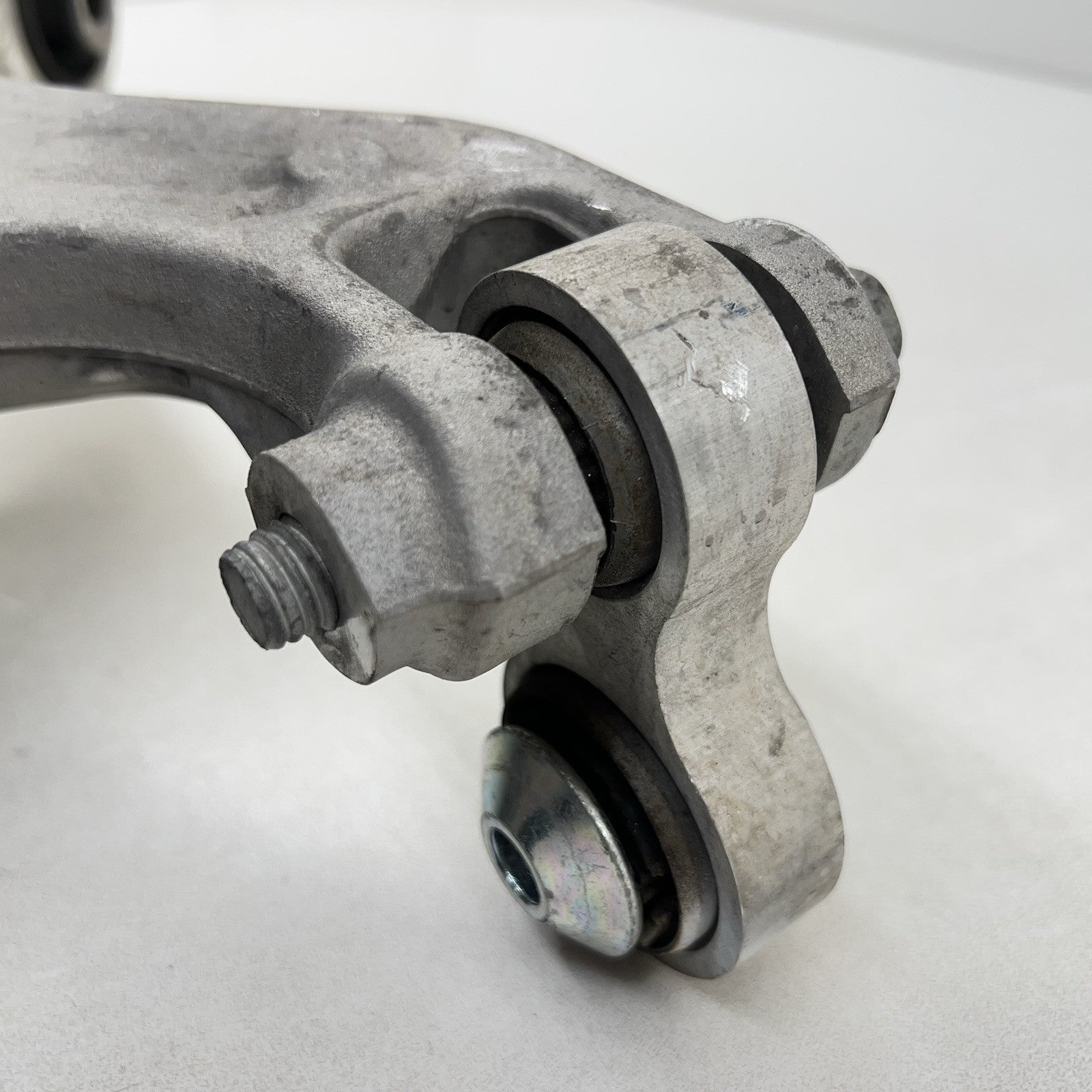 PR3C-5K551-FB / PR3C 5K551 FB / PR3C5K551FB 24-25 FORD MUSTANG GT PASSENGER RIGHT REAR CONTROL ARM PARTIAL SET OEM