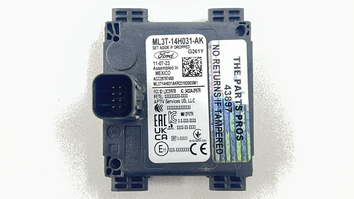 ML3T-14H031-AK / ML3T 14H031 AK / ML3T14H031AK 24-25 FORD MUSTANG GT PASSENGER RIGHT REAR BLIND SPOT RADAR MONITOR MODUL