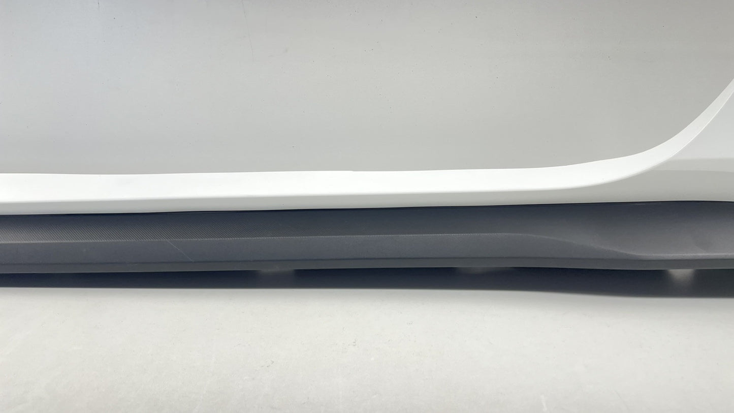 PR3B-C10155-AA / PR3B C10155 AA / PR3BC10155AA 24-25 FORD MUSTANG GT DARK HORSE LEFT SIDE SKIRT ROCKER PANEL COVER TRIM 