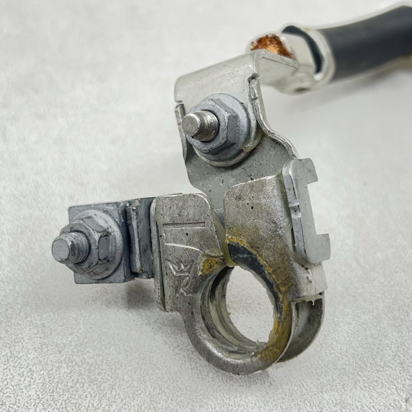 92241442 10-15 CHEVROLET CAMARO SS NEGATIVE BATTERY TERMINAL END LINK CABLE 92241442 OEM