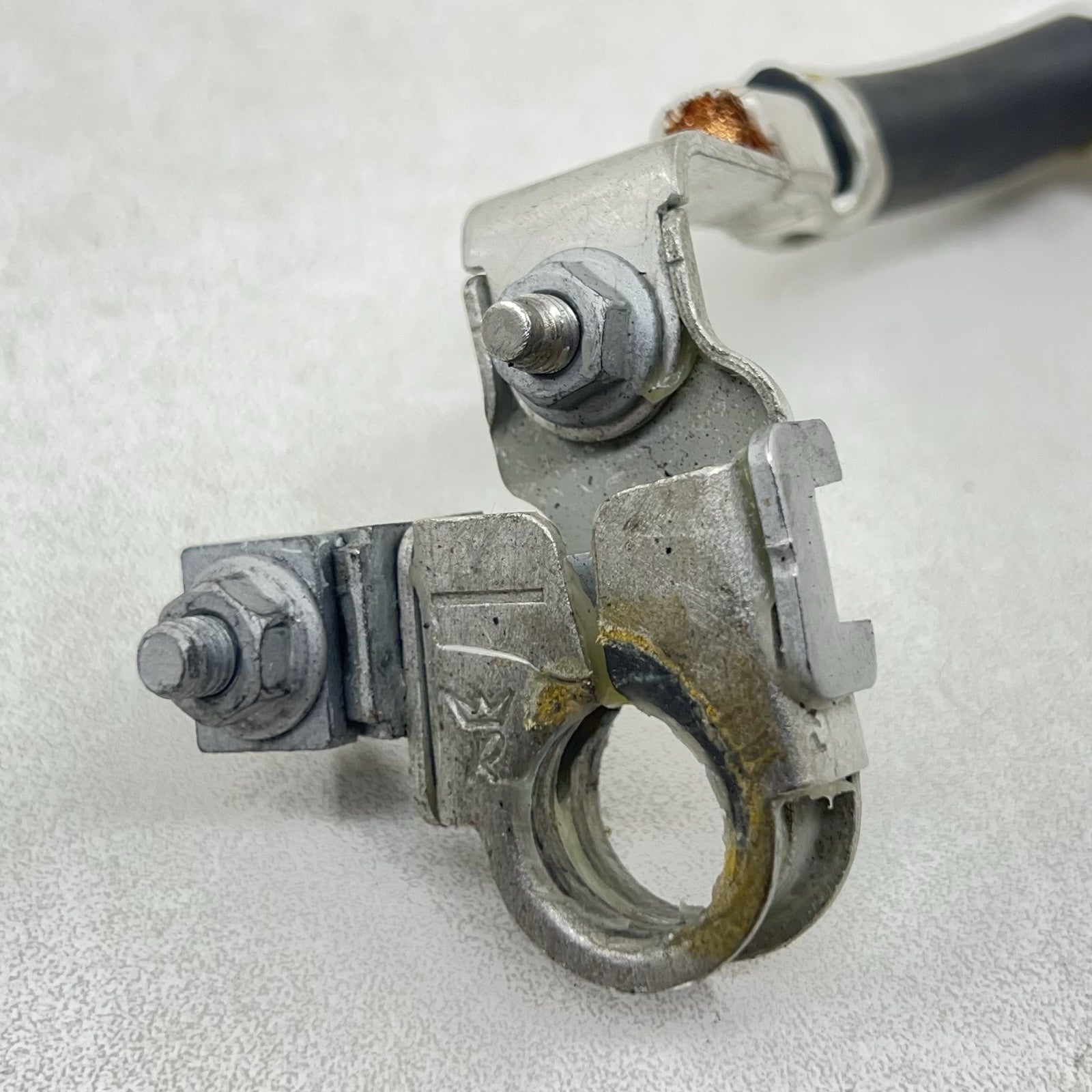 92241442 10-15 CHEVROLET CAMARO SS NEGATIVE BATTERY TERMINAL END LINK CABLE 92241442 OEM