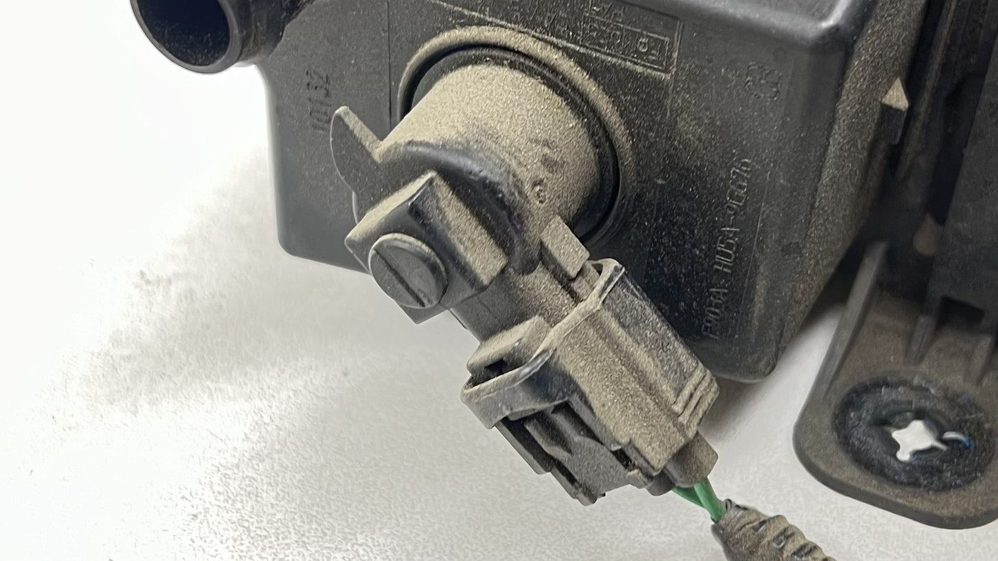 PR3C-9E857-B / PR3C 9E857 B / PR3C9E857B 24-25 FORD MUSTANG GT GAS FUEL EVAP VAPOR CHARCOAL EMISSION CANISTER OEM