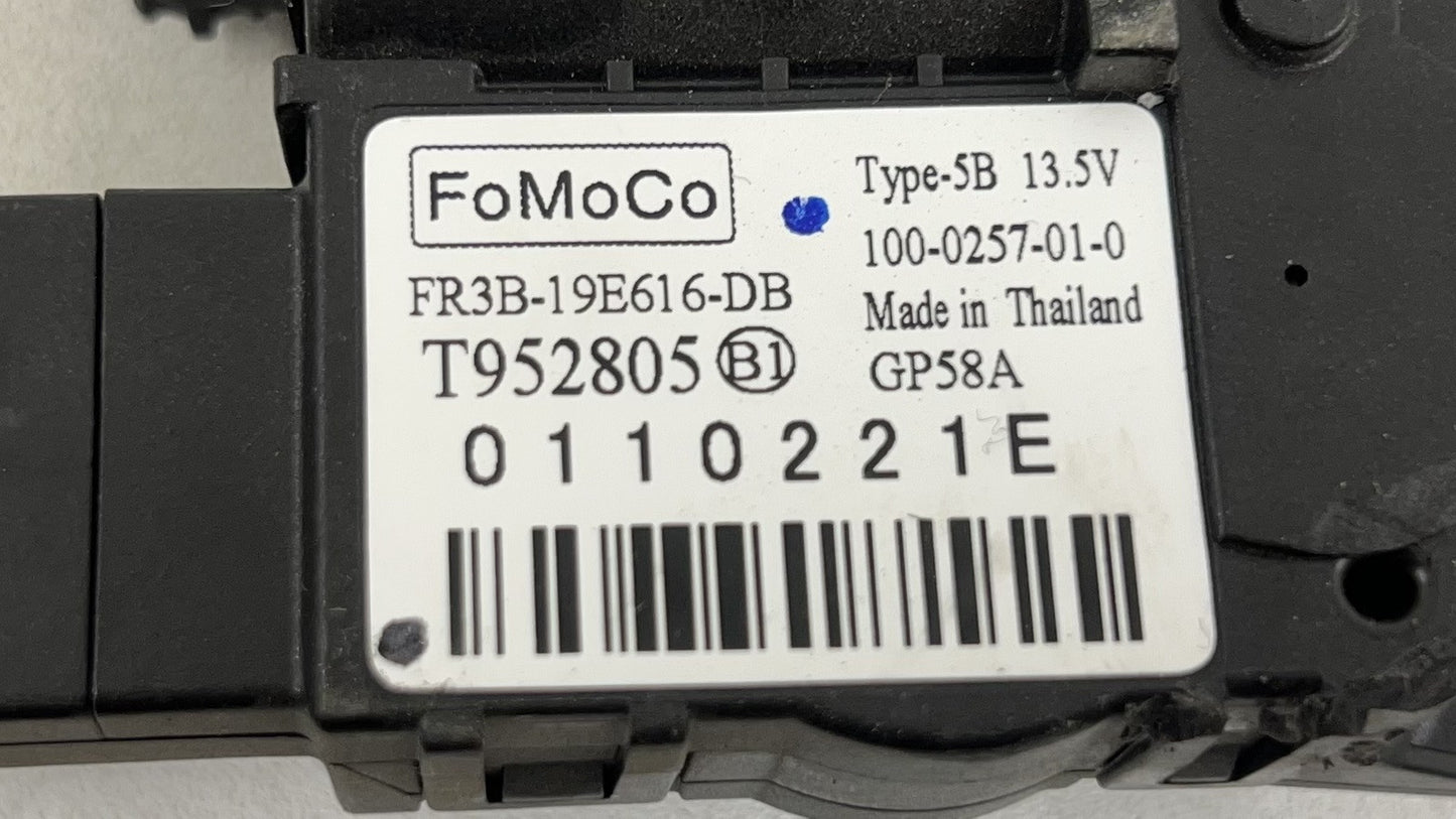 PR3T-18B574-BC / PR3T 18B574 BC / PR3T18B574BC 24-25 FORD MUSTANG GT HVAC BOX HEATER AC FLAP MOTOR AIR MIX ACTUATOR SET 