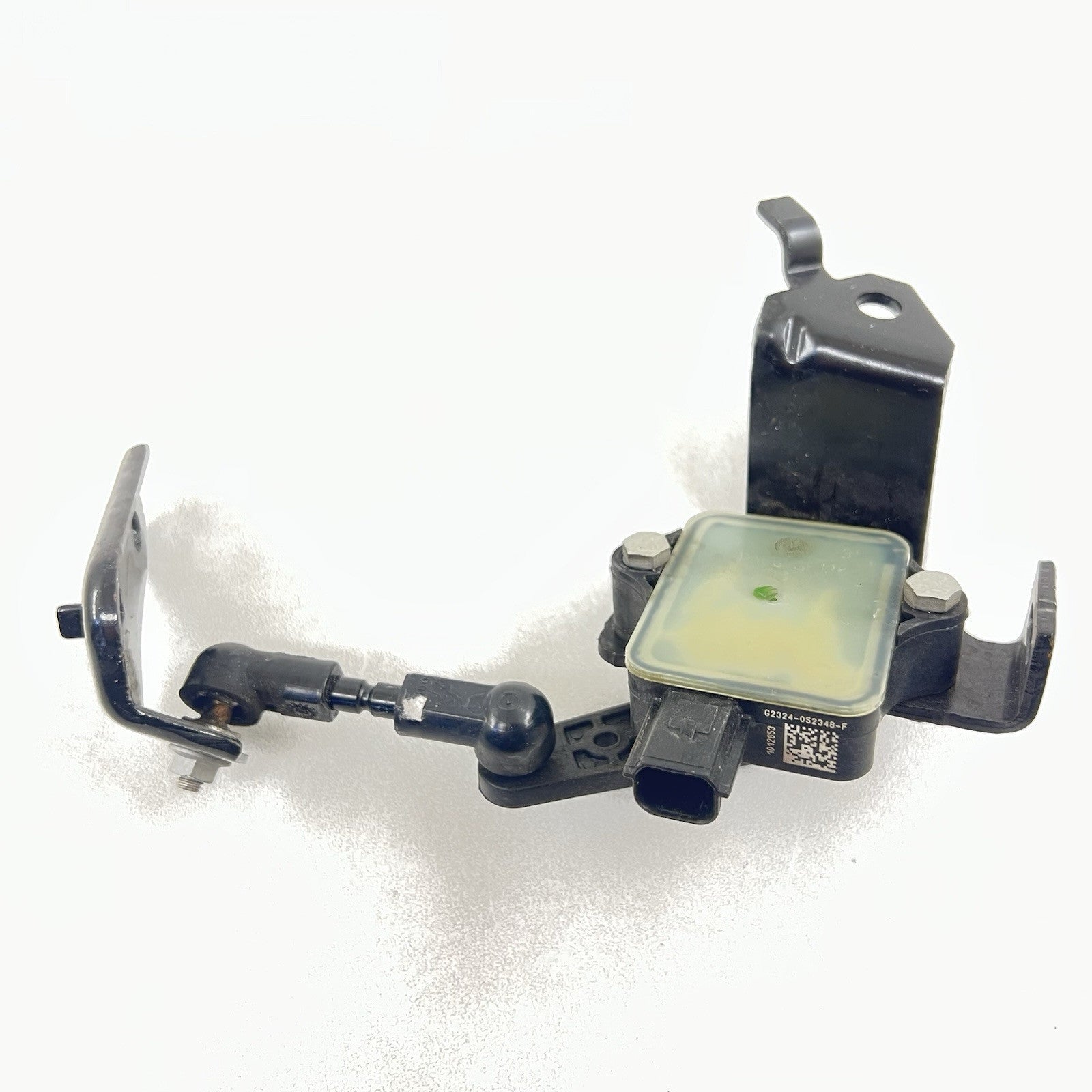 PR3C-5B690-AA / PR3C 5B690 AA / PR3C5B690AA 24-25 FORD MUSTANG GT DRIVER LEFT REAR HEADLIGHT HEIGHT LEVEL SENSOR OEM