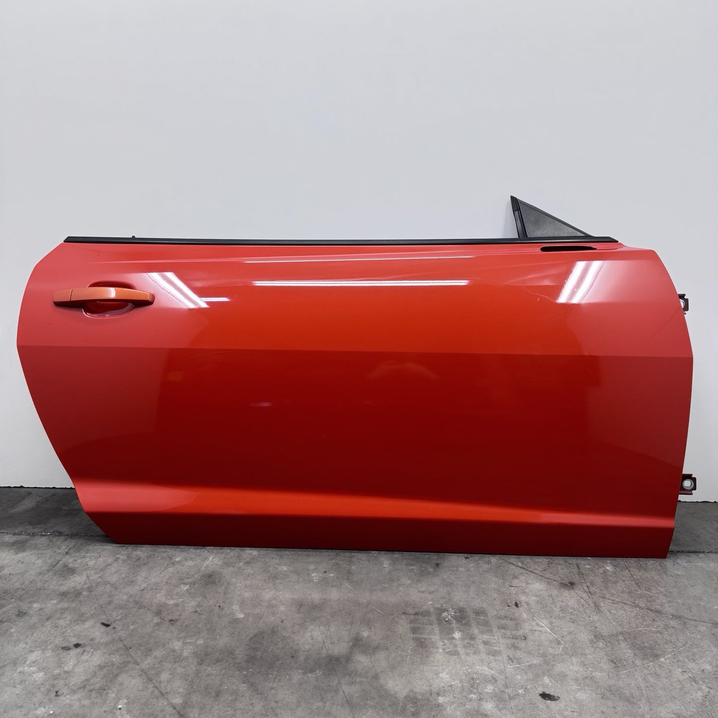 10-15 CHEVROLET CAMARO SS COUPE PASSENGER RIGHT DOOR COMPLETE WITH GLASS OEM