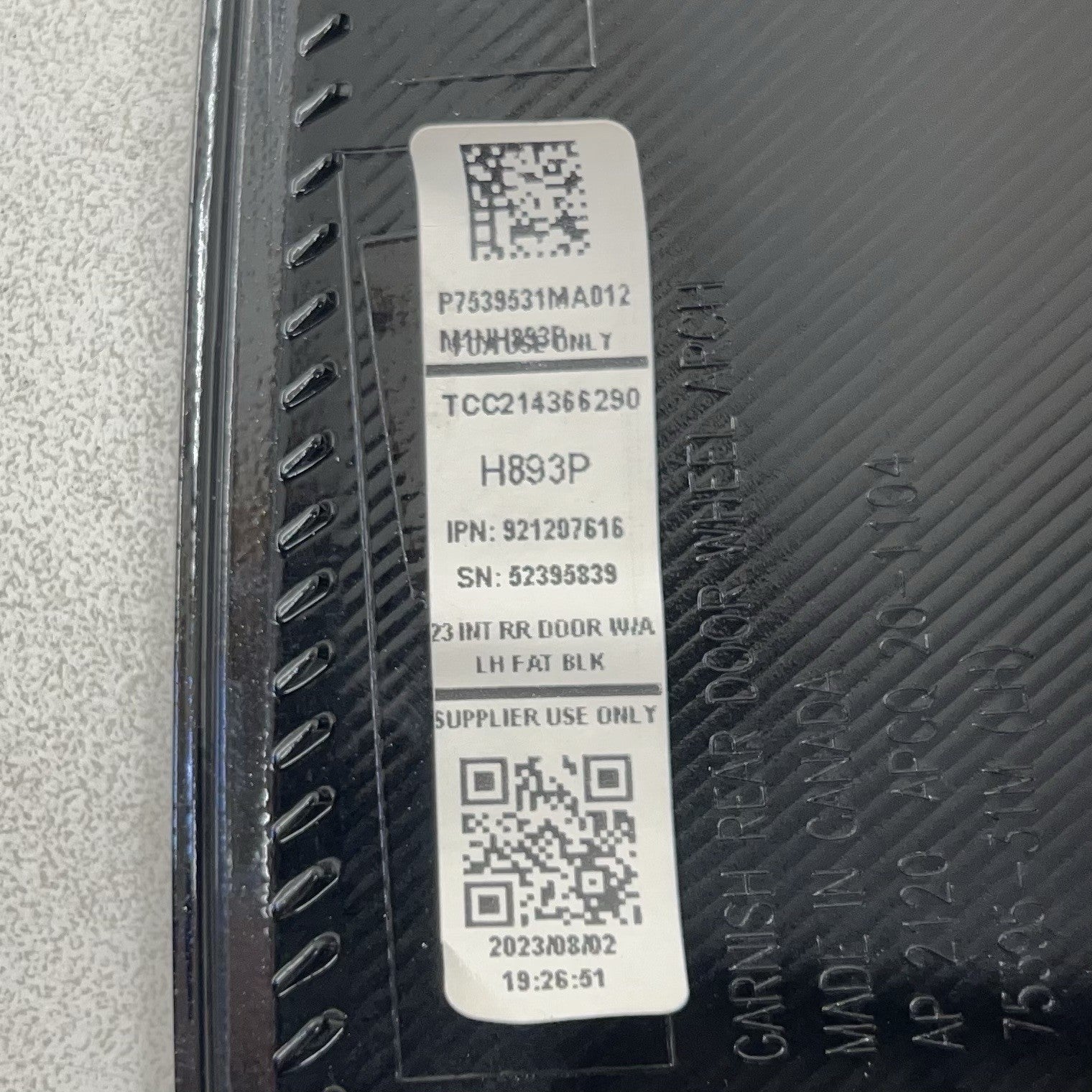 75395-31M-A012 / 75395 31M A012 / 7539531MA012 24-25 ACURA INTEGRA TYPE S LEFT REAR DOOR FLARE GARNISH BEZEL PANEL TRIM 