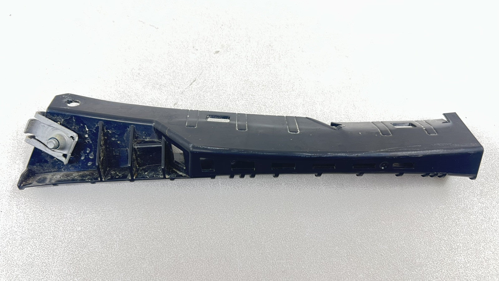62227-6GR0A / 62227 6GR0A / 622276GR0A 24-25 NISSAN Z NISMO DRIVER LEFT FRONT BUMPER BRACKET 62227-6GR0A OEM