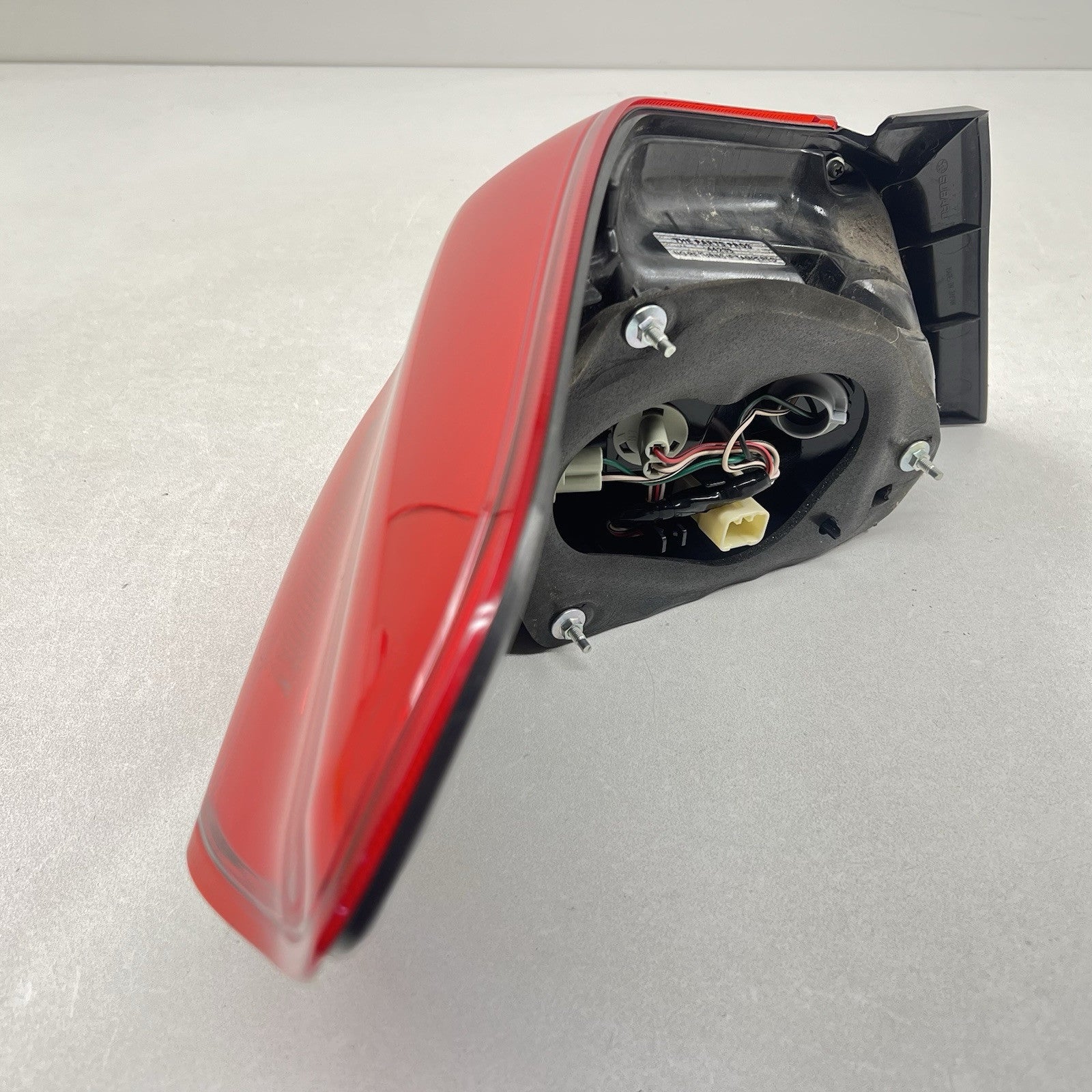 84210-VA020 / 84210 VA020 / 84210VA020 15-21 SUBARU WRX OR STI RIGHT REAR TAILLIGHT LIGHT LAMP 84210-VA020 OEM