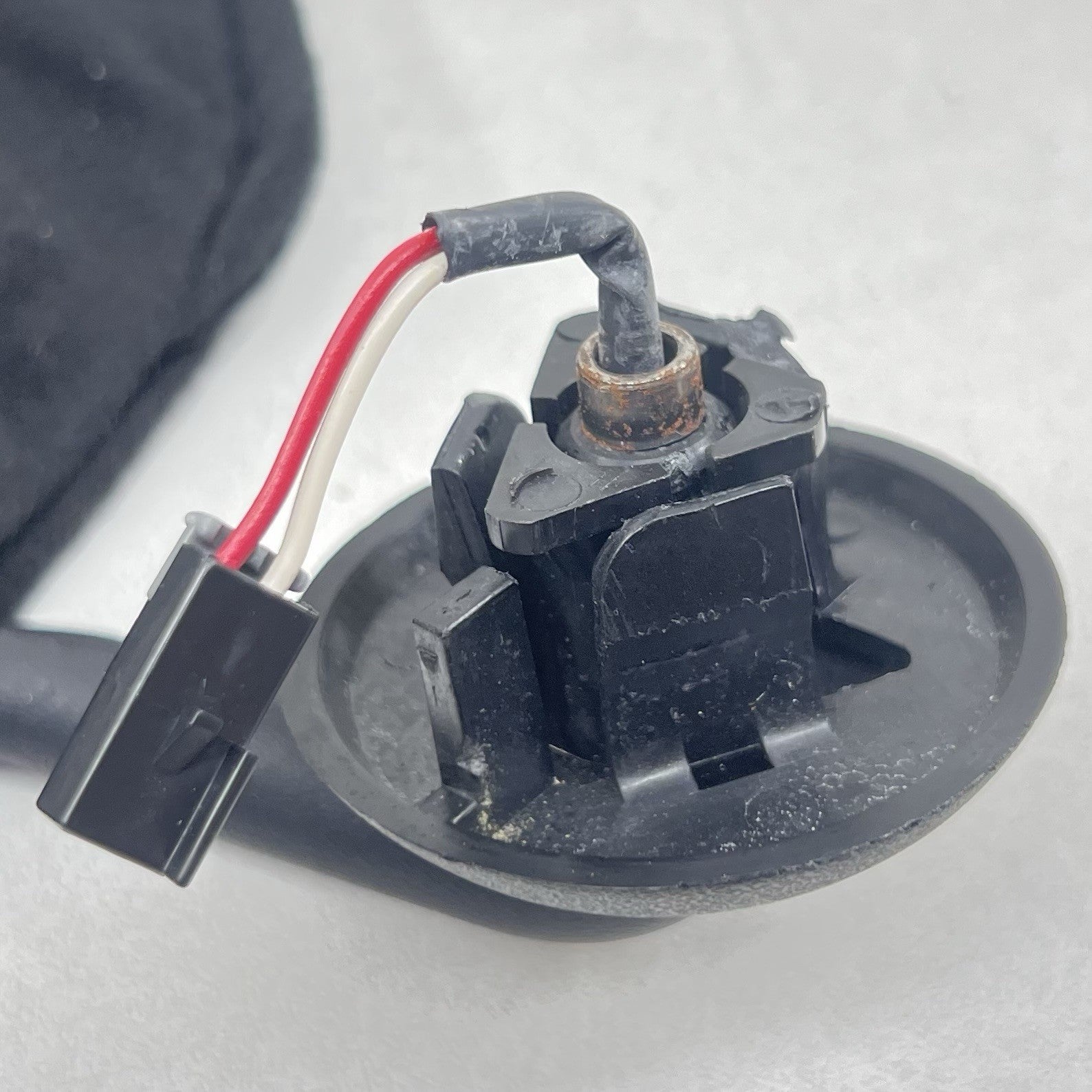 15002596 01-04 CHEVROLET CORVETTE C5 Z06 LEFT AND RIGHT SUNVISOR SUN VISOR PAIR BLACK OEM