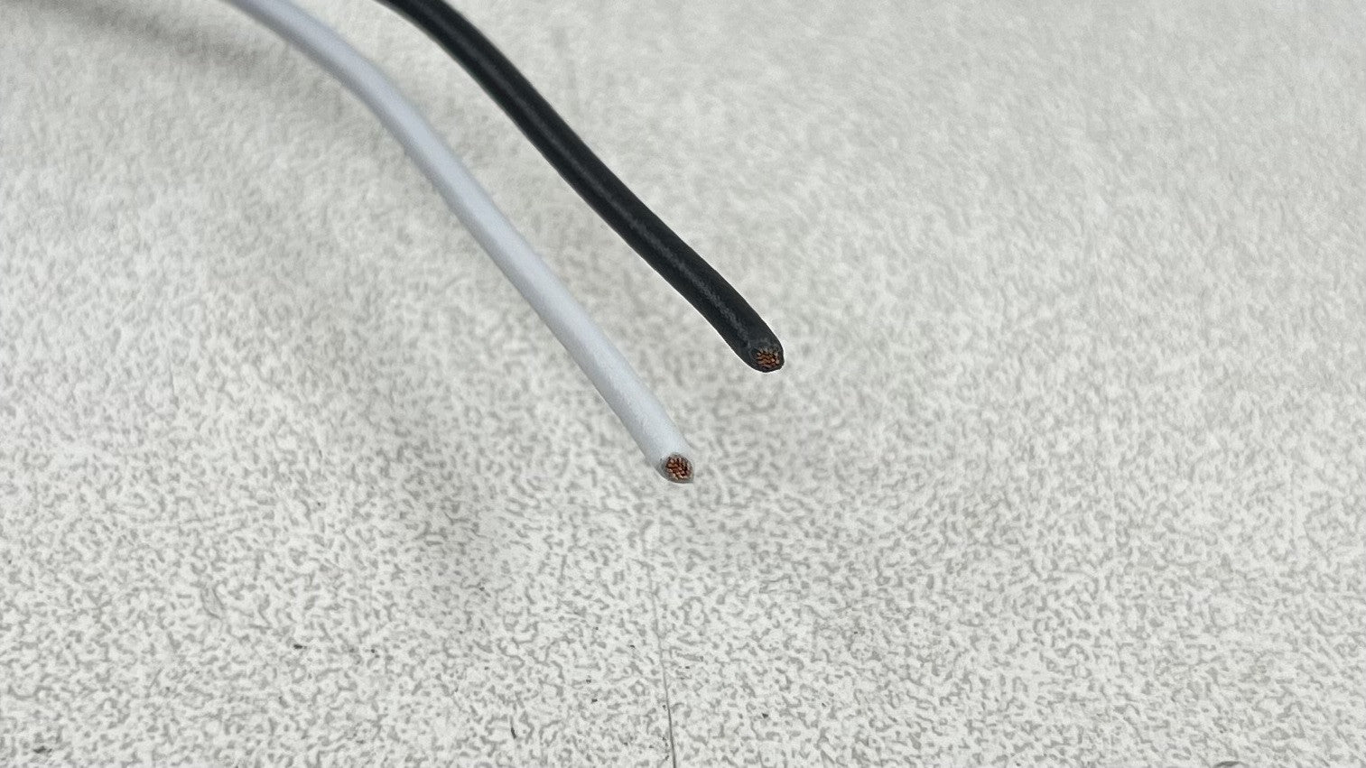 253B5-5NN0A / 253B5 5NN0A / 253B55NN0A 22-25 NISSAN Z FRONT AIRBAG CRASH IMPACT SENSOR SRS WITH WIRE 253B5-5NN0A OEM