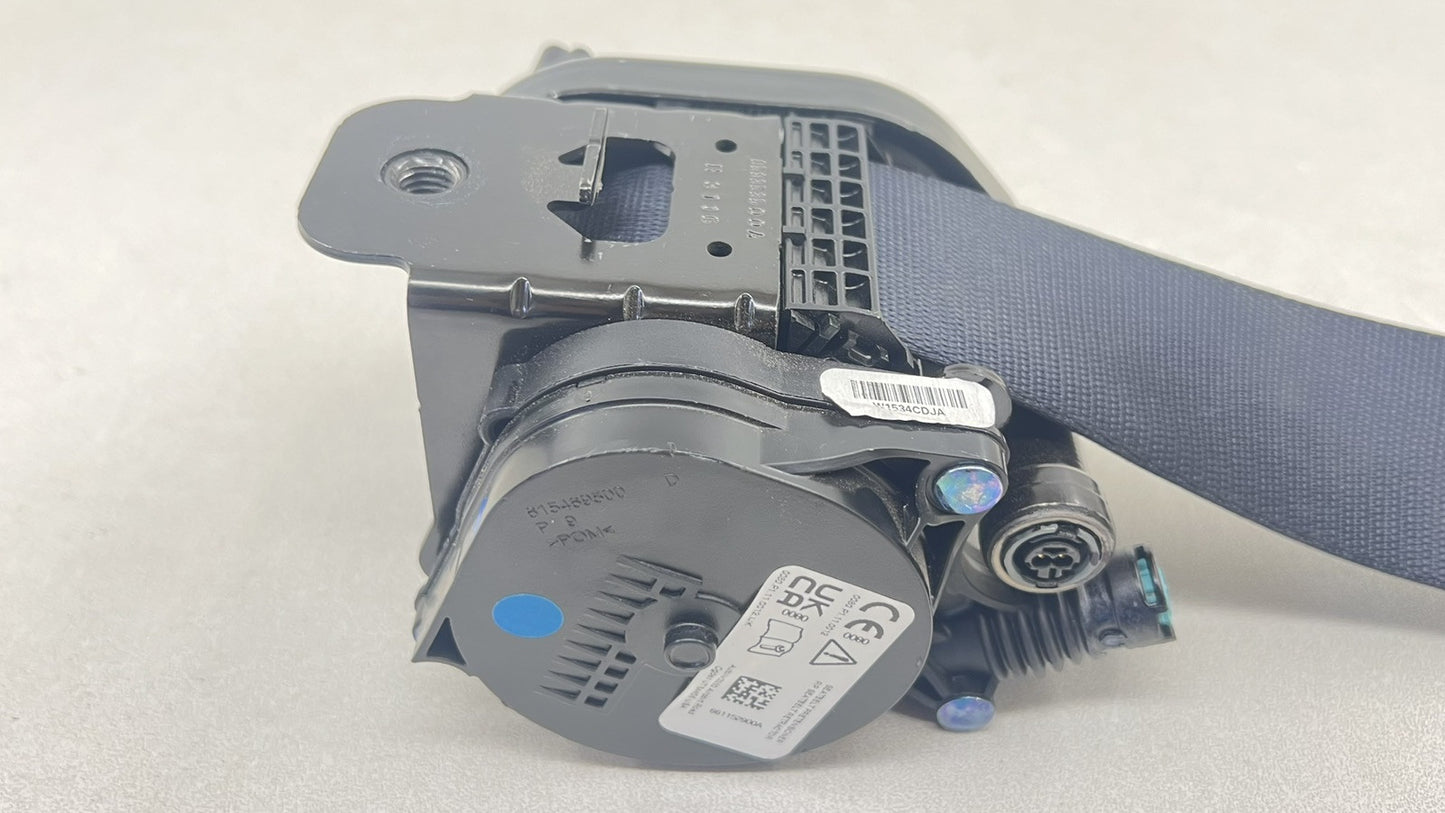 661153300A 24-25 FORD MUSTANG DARK HORSE RIGHT FRONT SEATBELT SEAT BELT RETRACTOR OEM