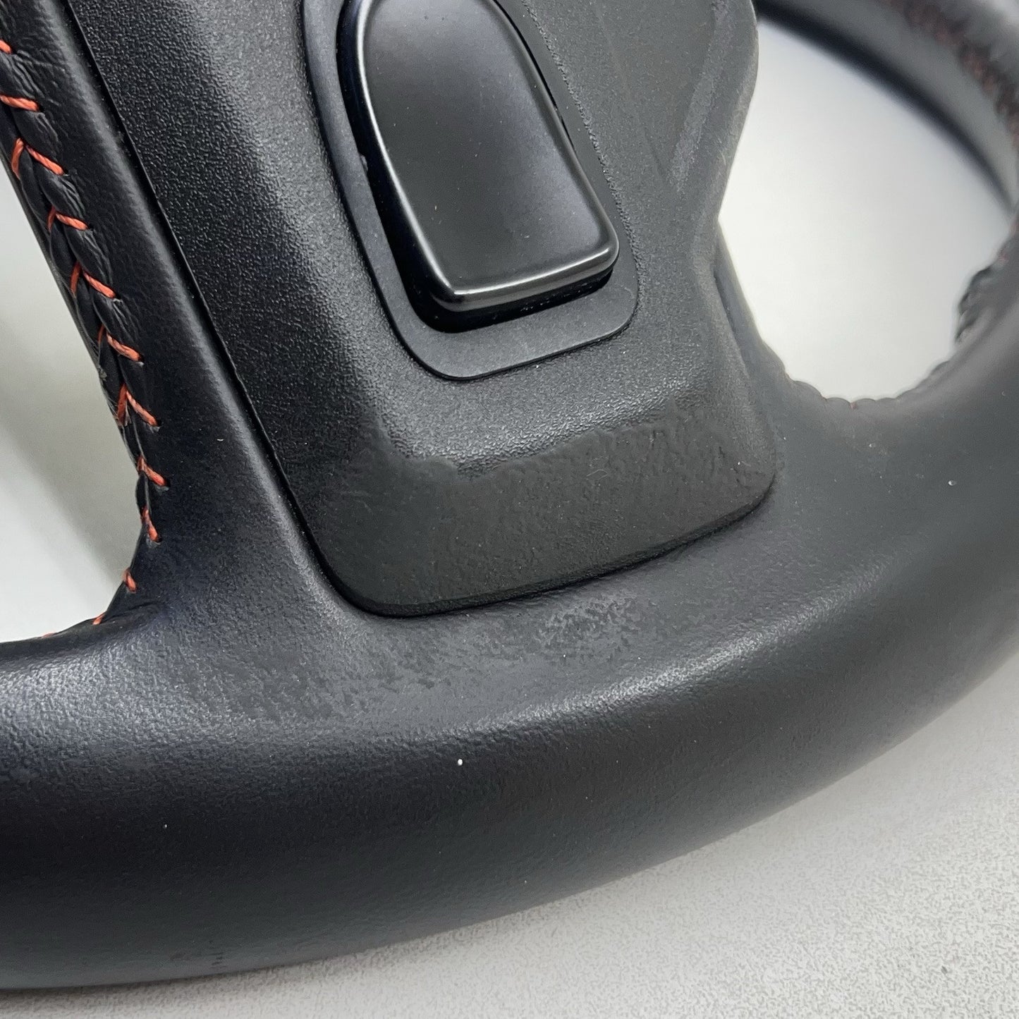 92245960 10-11 CHEVROLET CAMARO SS DRIVER STEERING WHEEL WITH PADDLE SHIFTERS LEATHER OEM