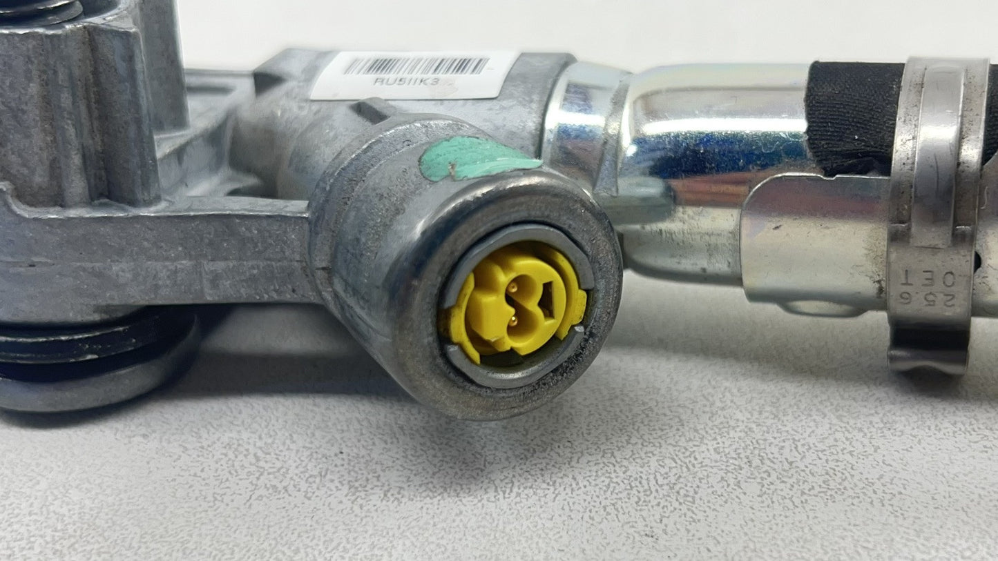 661153300A 24-25 FORD MUSTANG DARK HORSE RIGHT FRONT SEATBELT SEAT BELT RETRACTOR OEM