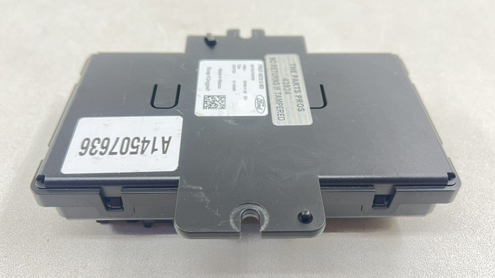 PR3T-18C612-BD / PR3T 18C612 BD / PR3T18C612BD 24-25 FORD MUSTANG GT TEMPERATURE CLIMATE CONTROL MODULE PR3T-18C612-BD O