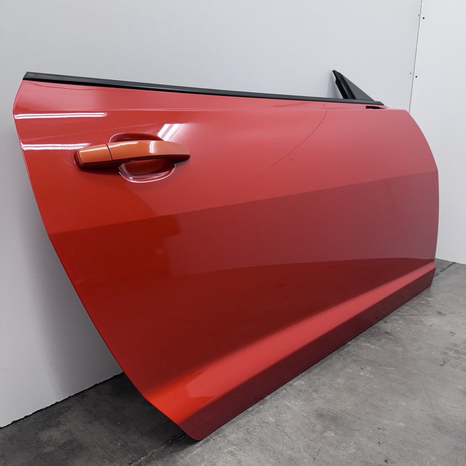 10-15 CHEVROLET CAMARO SS COUPE PASSENGER RIGHT DOOR COMPLETE WITH GLASS OEM