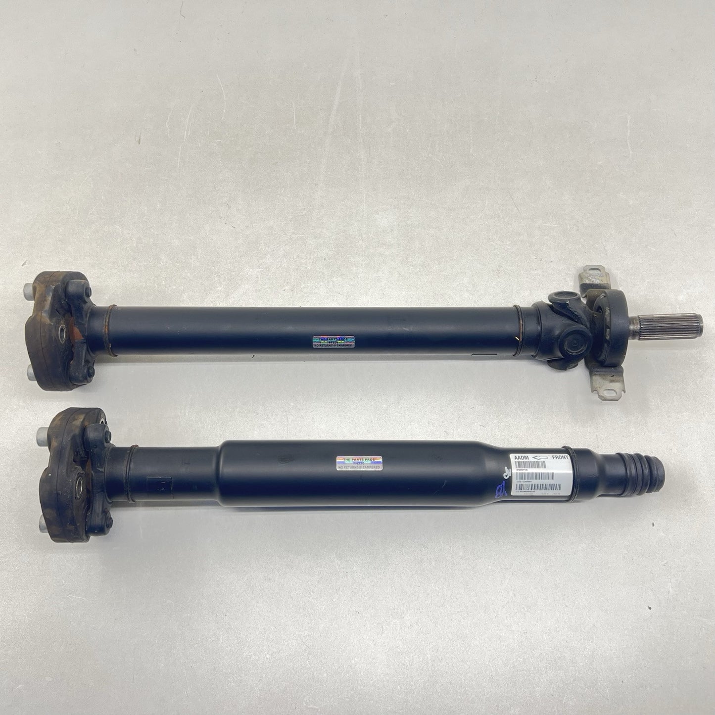 20931145 / 2093 1145 12-15 CHEVROLET CAMARO ZL1 MANUAL DRIVESHAFT DRIVE SHAFT PROPELLER 20931145 OEM