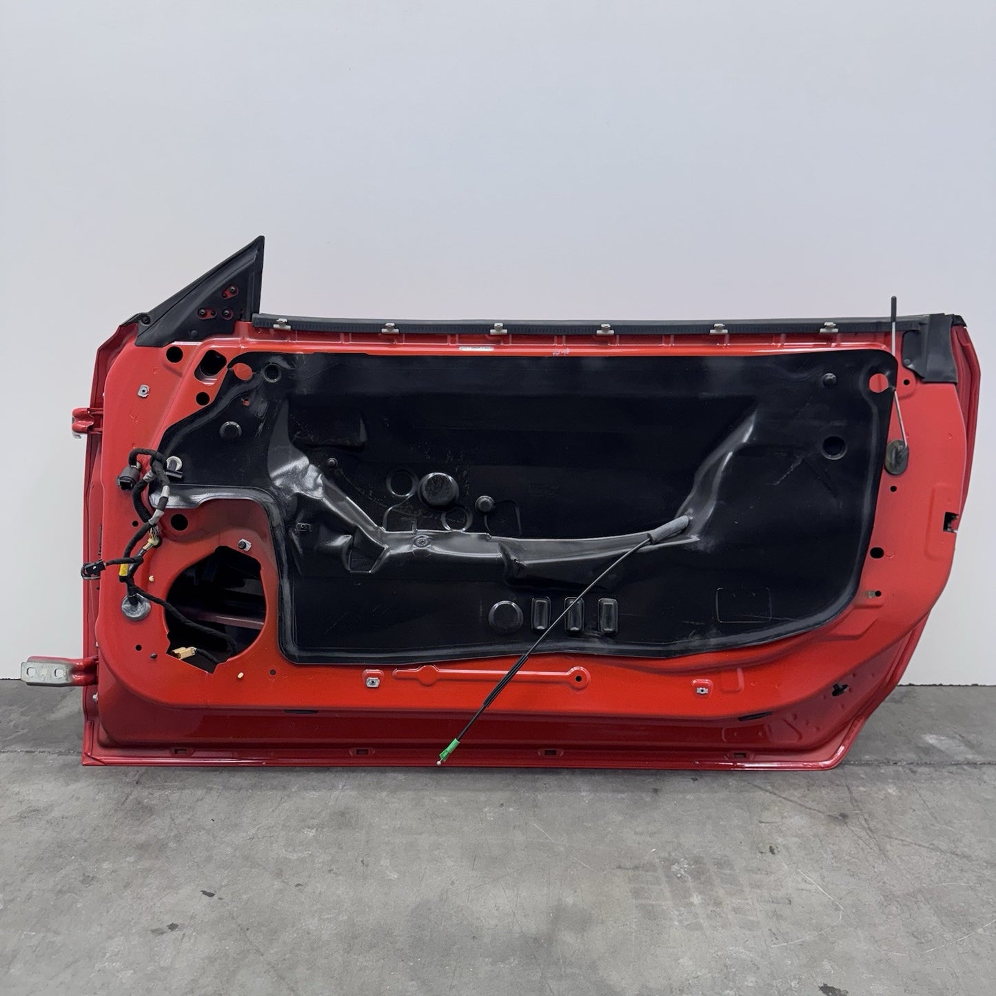 10-15 CHEVROLET CAMARO SS COUPE PASSENGER RIGHT DOOR COMPLETE WITH GLASS OEM