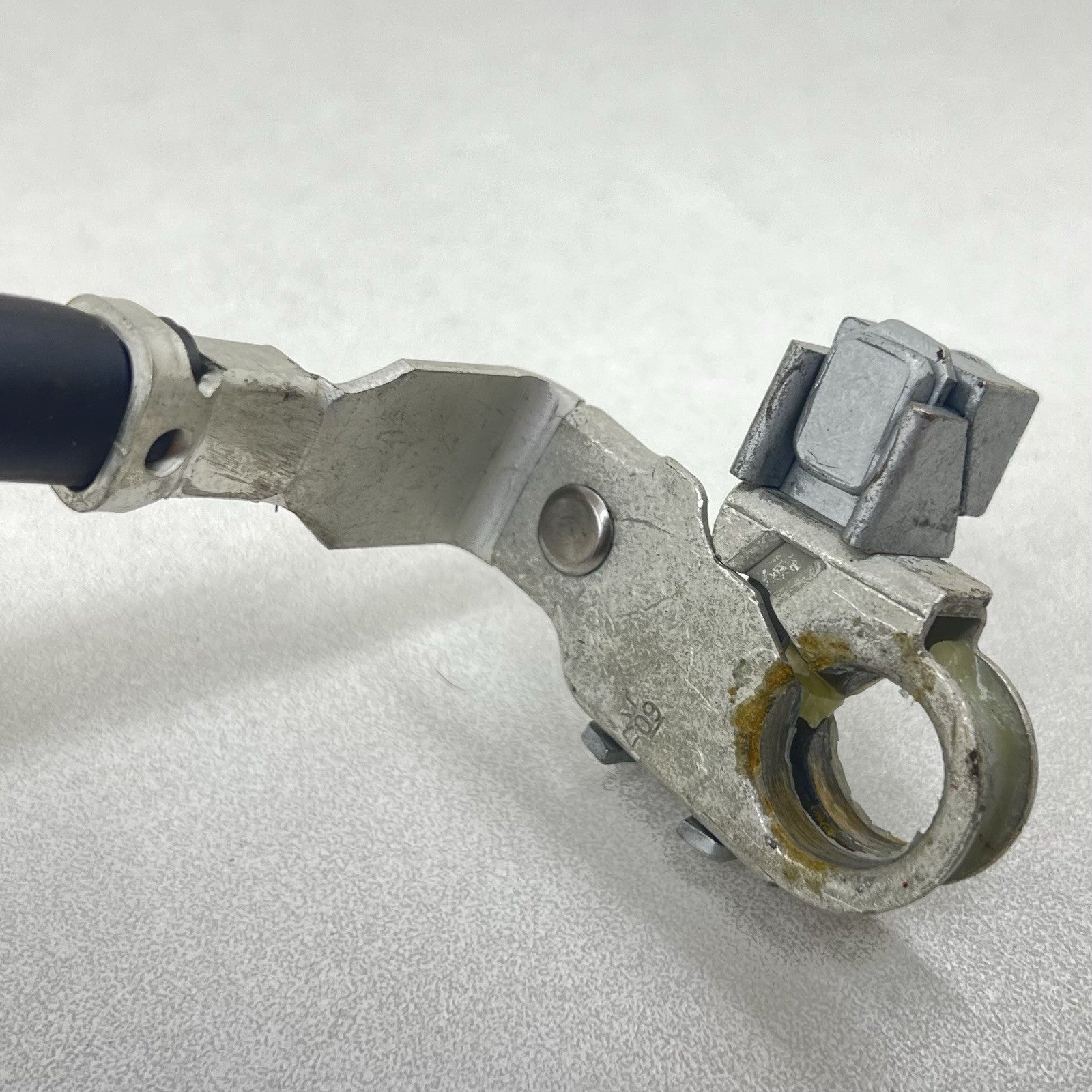 92241442 10-15 CHEVROLET CAMARO SS NEGATIVE BATTERY TERMINAL END LINK CABLE 92241442 OEM