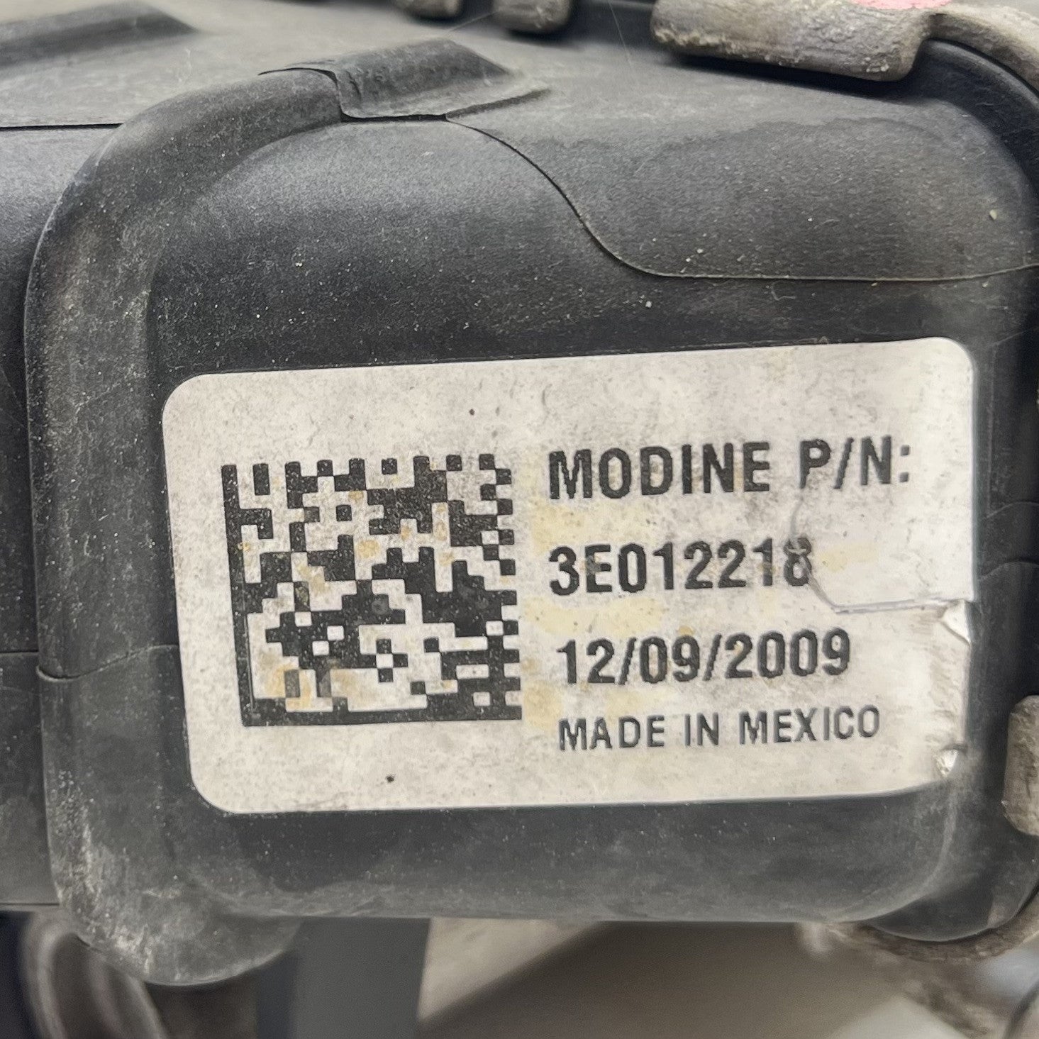 3E012218 10-11 CHEVROLET CAMARO SS RADIATOR CONDENSER ASSEMBLY 3E012218 OEM