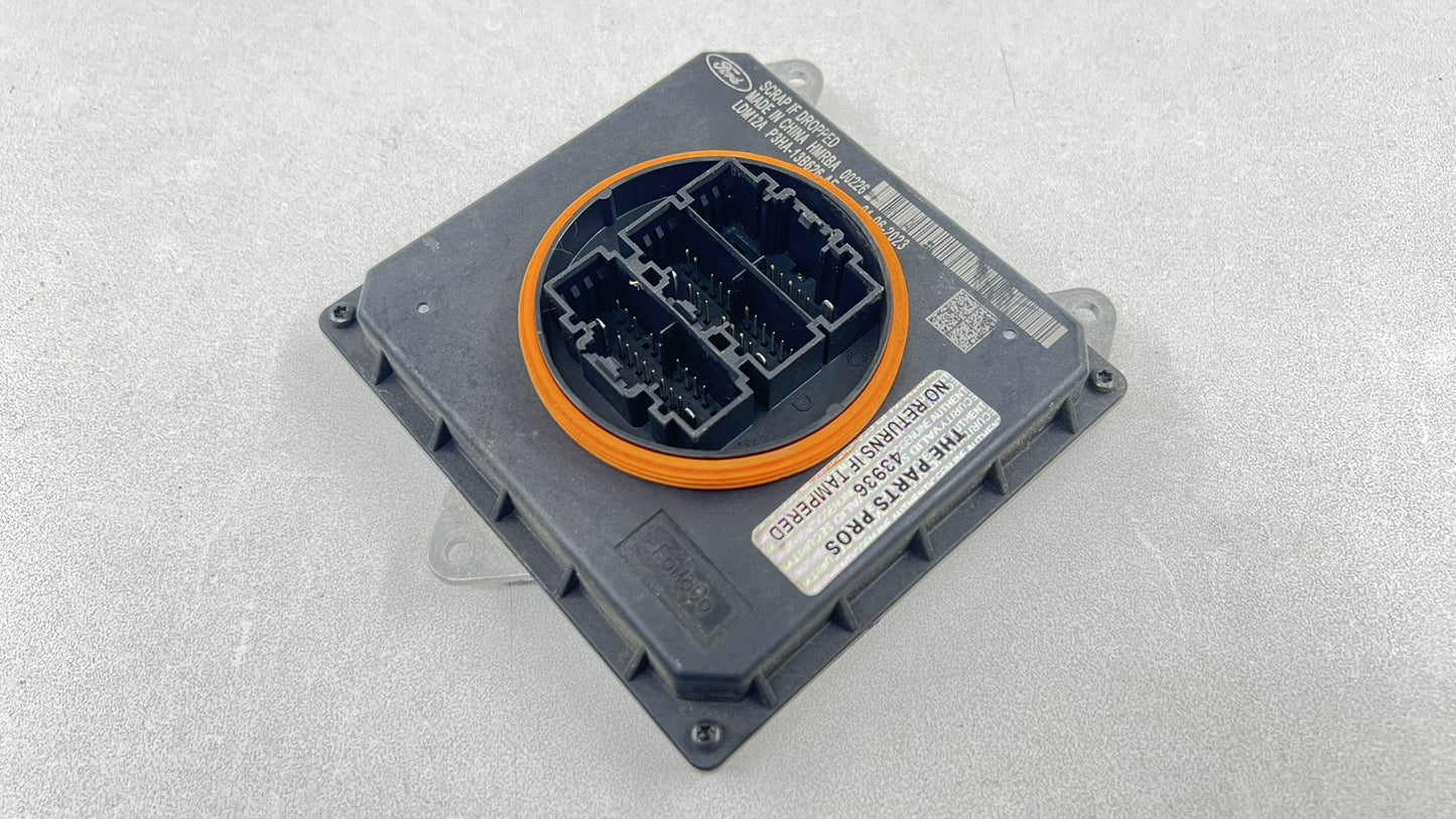 P3HA-13B626-AE / P3HA 13B626 AE / P3HA13B626AE 24-25 FORD MUSTANG GT DRIVER LEFT HEADLIGHT HEAD LIGHT LAMP BALLAST MODUL