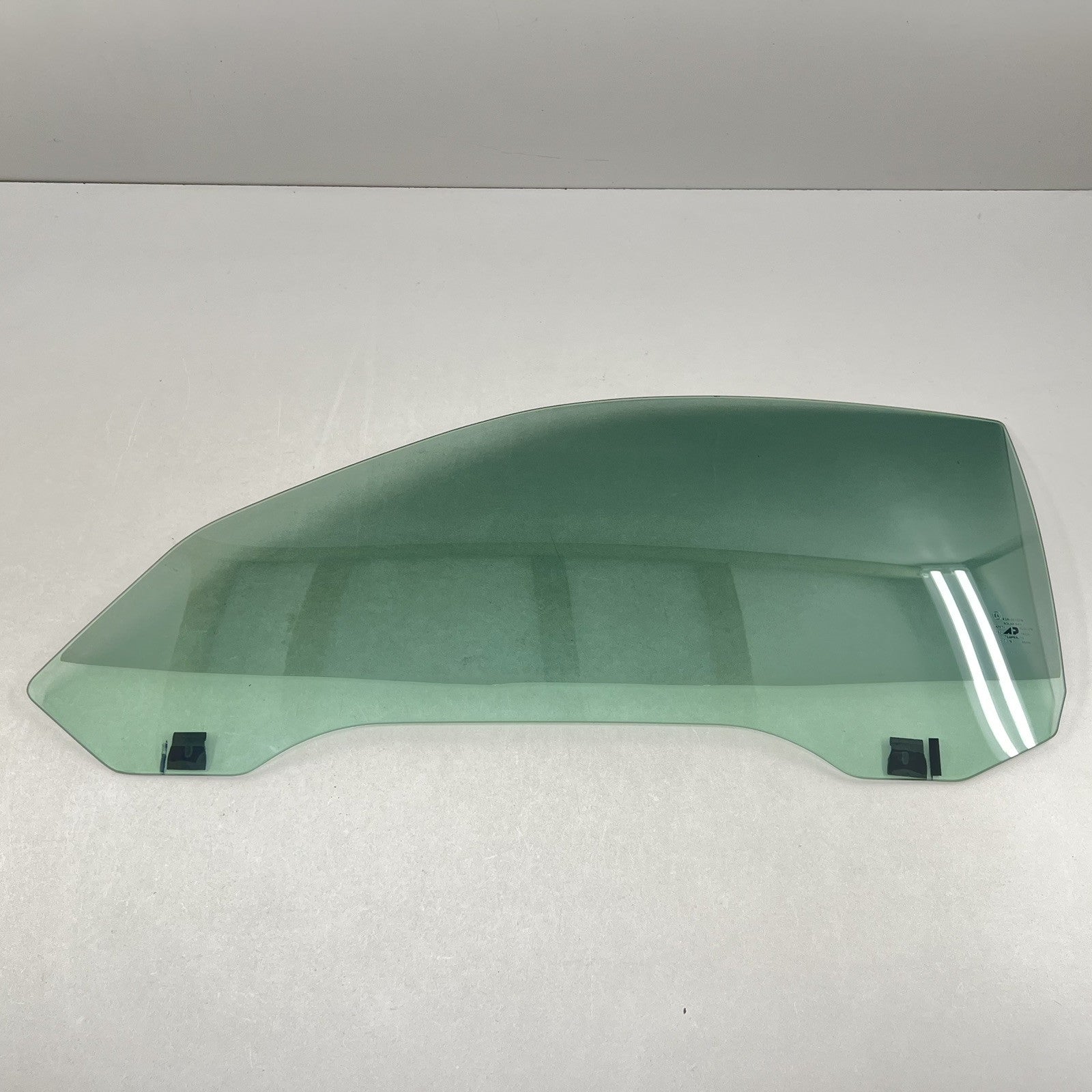 43R-001074 / 43R 001074 / 43R001074 97-04 CHEVROLET CORVETTE C5 DRIVER LEFT DOOR GLASS WINDOW 43R-001074 OEM