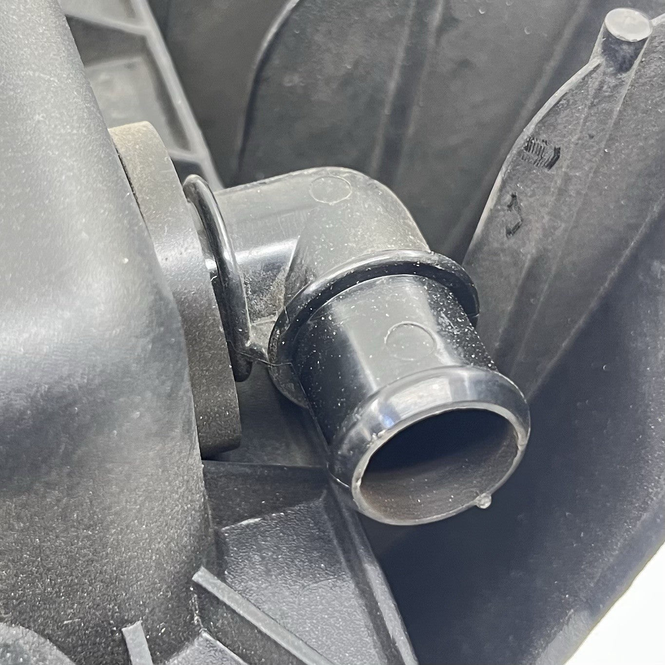 25314821 01-04 CHEVROLET CORVETTE C5 Z06 AIR CLEANER BOX AIR FILTER INTAKE BOX OEM